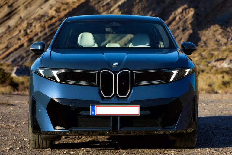 Der BMW iX3 hat eine neue Generation bekommen.